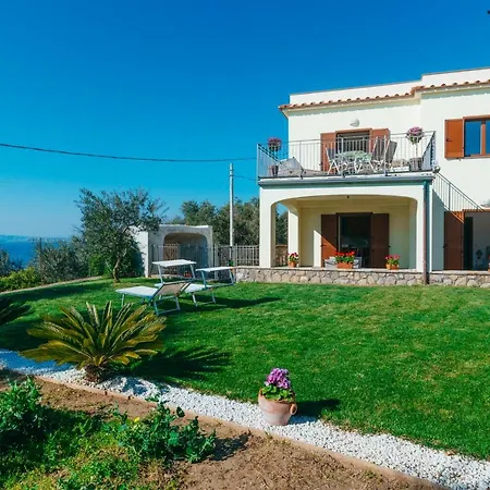 Eversun Vakantiehuis Massa Lubrense