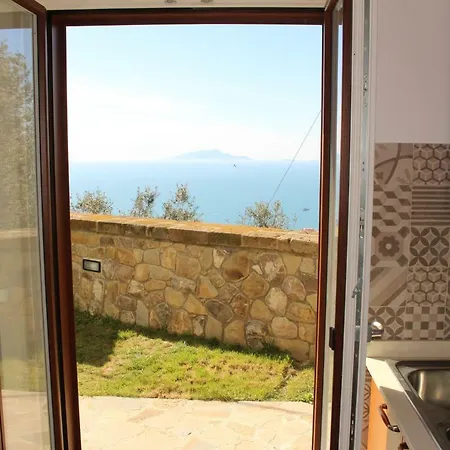 Eversun Vakantiehuis Massa Lubrense
